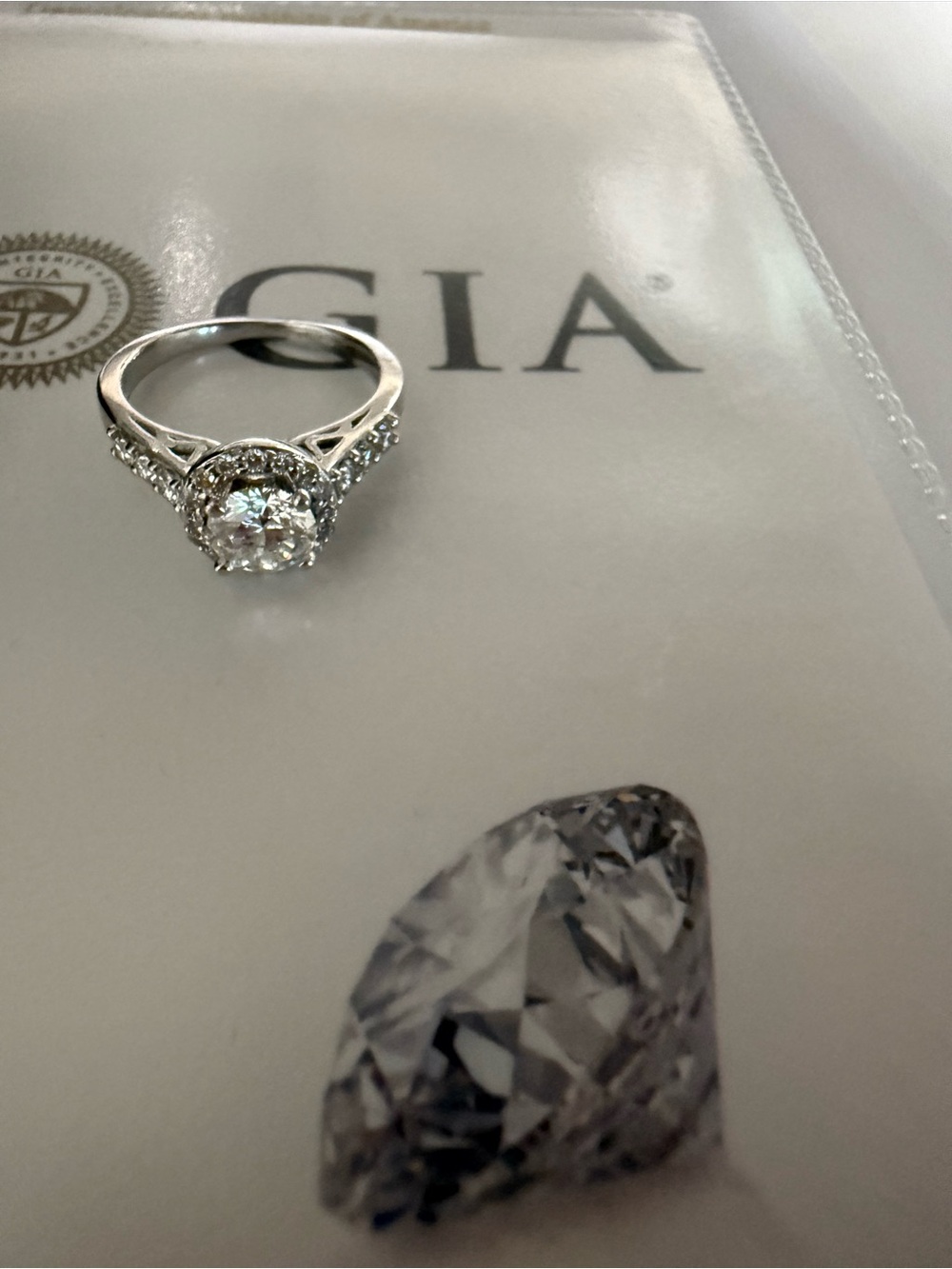 Brand NEW! Never worn! Natural Diamonds! 19K with White Gold, - Picture 7 of 11